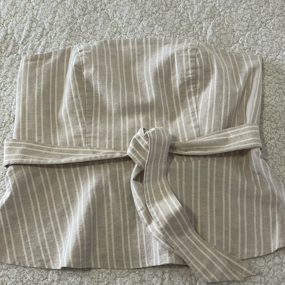 Anne Taylor Linen Blend Strapless Top